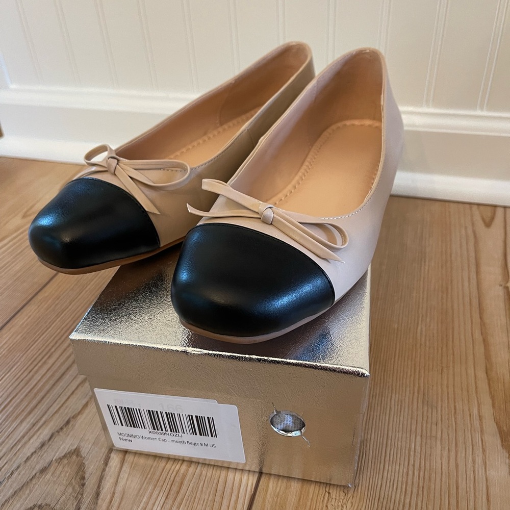 Beige Ballet Flats, Black Cap Toe